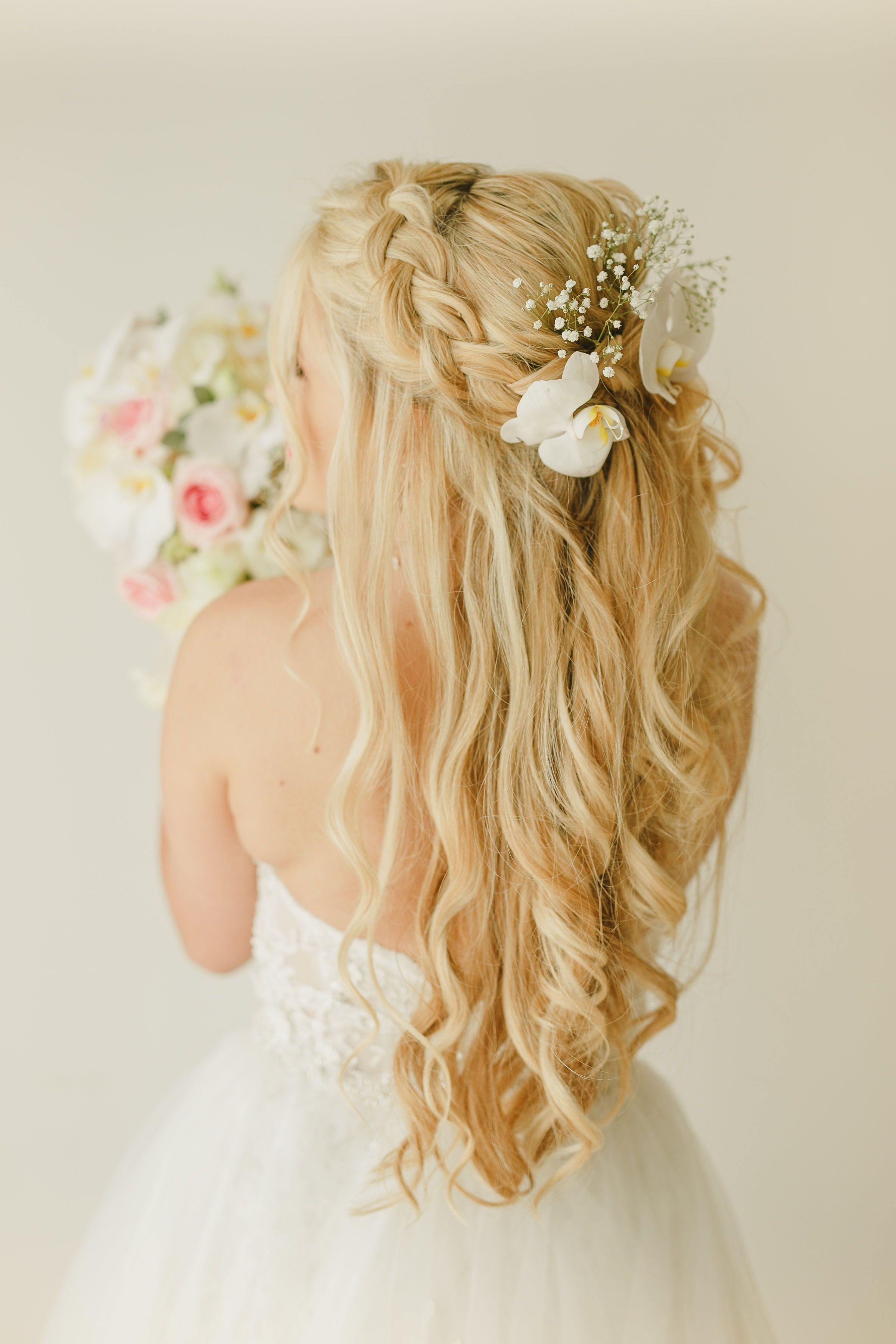 Wedding Hair Down Ideas For Long Hair Bridal Hair Down With Curls