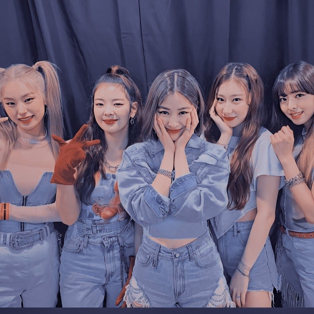 ð¢ð­ð³ð² ðšðžð¬ð­ð¡ðžð­ð¢ðœ ð¬ð¢ð§ð­ðšðšðš ð§ð« Itzy Red Aesthetic Kpop Aesthetic