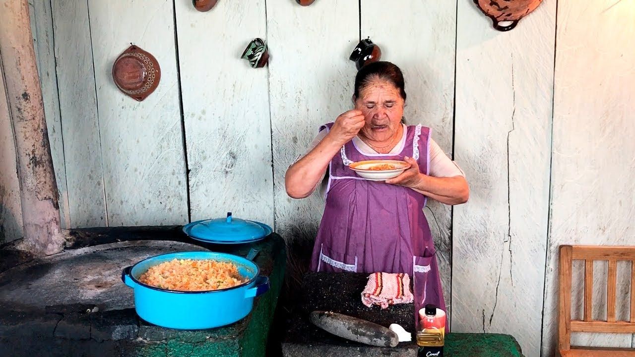 Arroz Rojo De Mi Rancho A Tu Cocina Youtube Mexican Food