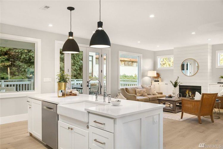 I love the open floor plan. | Modern farmhouse kitchens, Modern