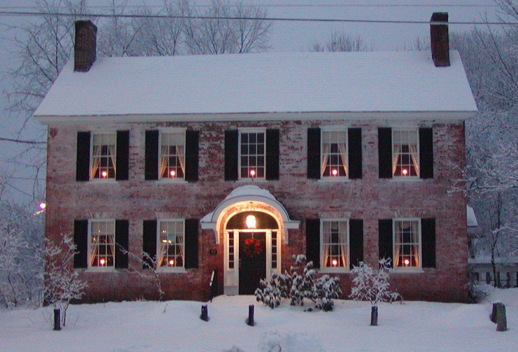 Old Traditional Brick House Entry Roof Idea Colonial Old Traditional Brick House Entry Roof