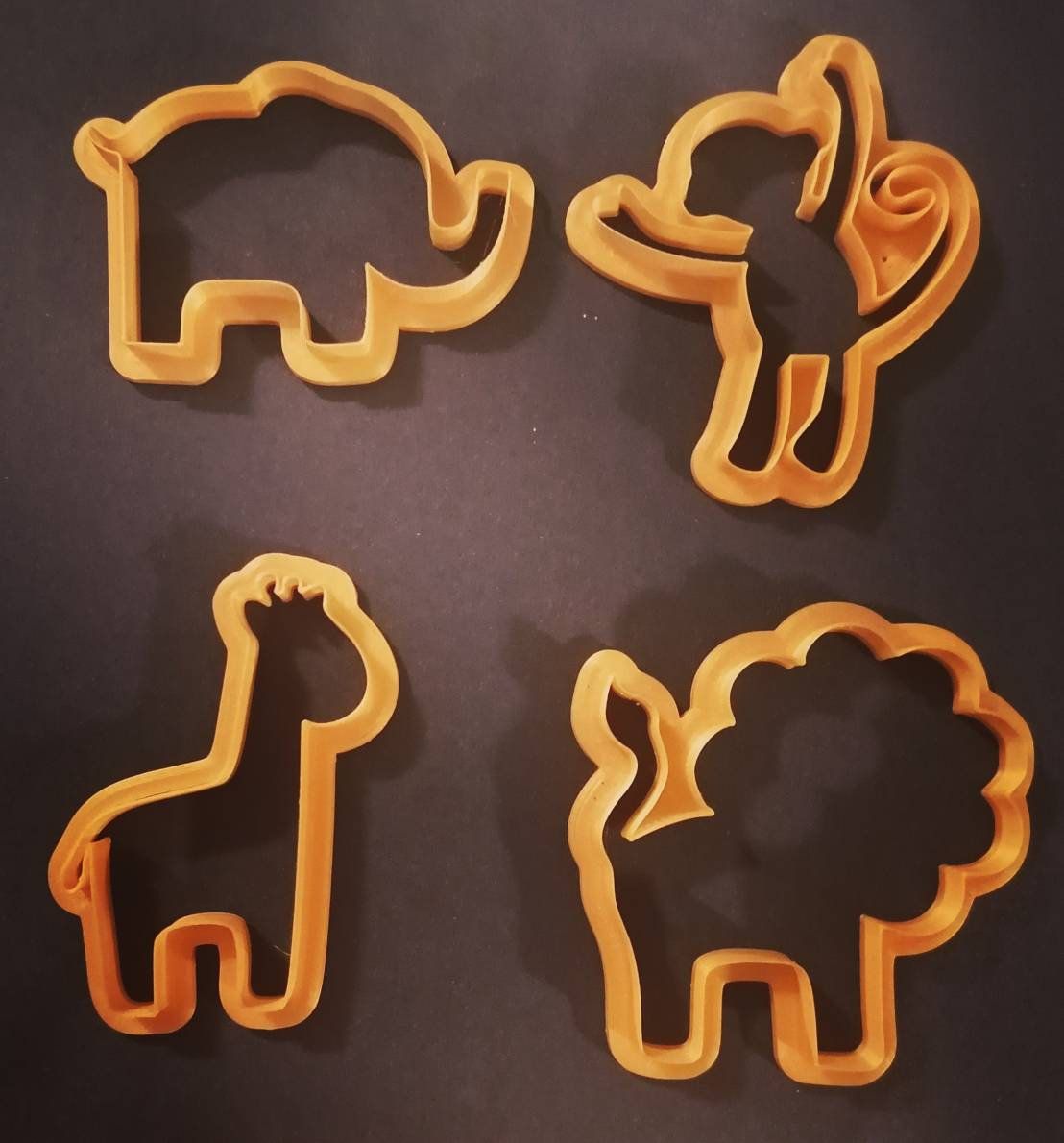 4Pcs/set DIY bake mold leaf shape 3D cookie cutter biscuit molds kitchen toODFS 4Pcs/set DIY bake mold leaf shape 3D cookie cutter biscuit molds kitchen toODFS