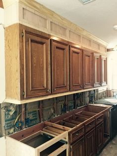 How To Make Ugly Cabinets Look Great Construction Articles And How To Make Ugly Cabinets Look Great