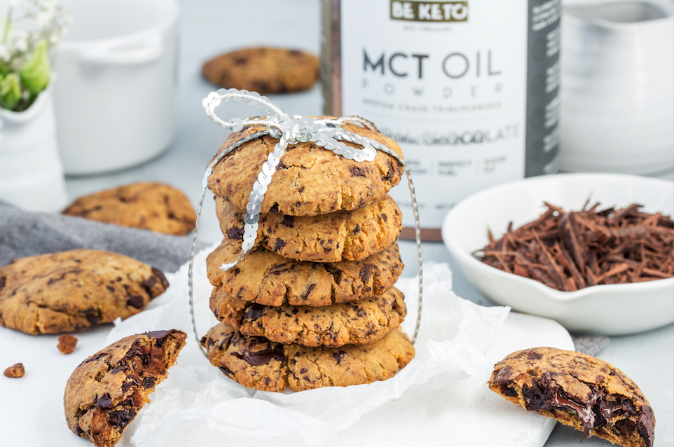 Mct Oil, Carbs, Low Carb, Oils, Chocolate, Desserts, Food, Tailgate Desserts, Deserts