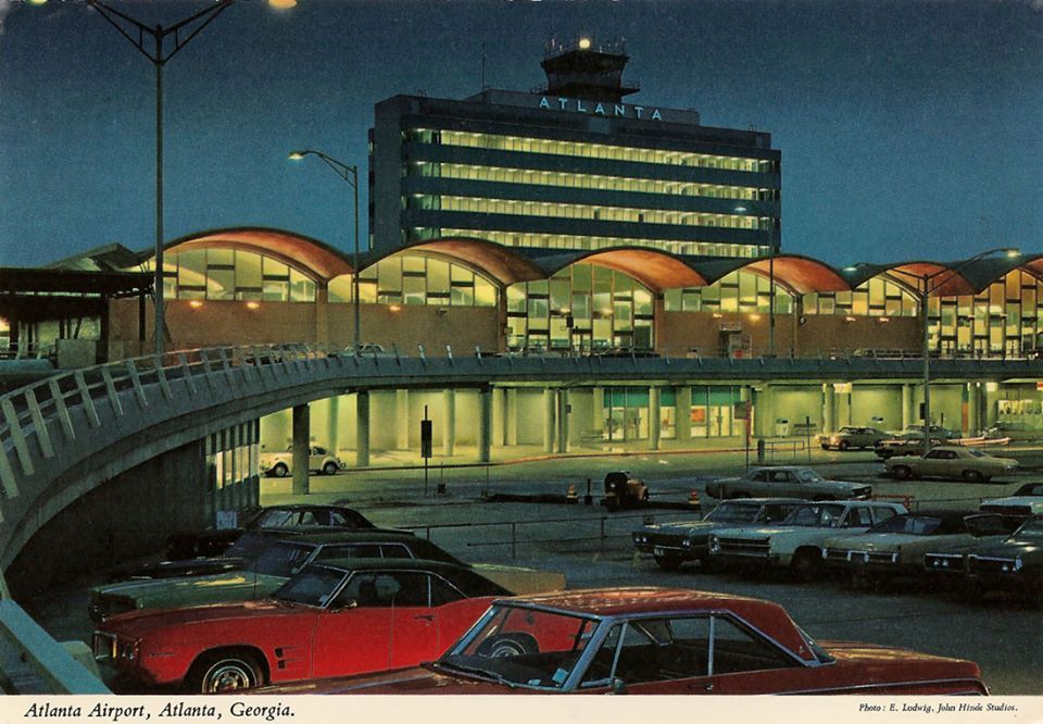 More Than 450 Flights Cancelled At OHare And Midway CBS