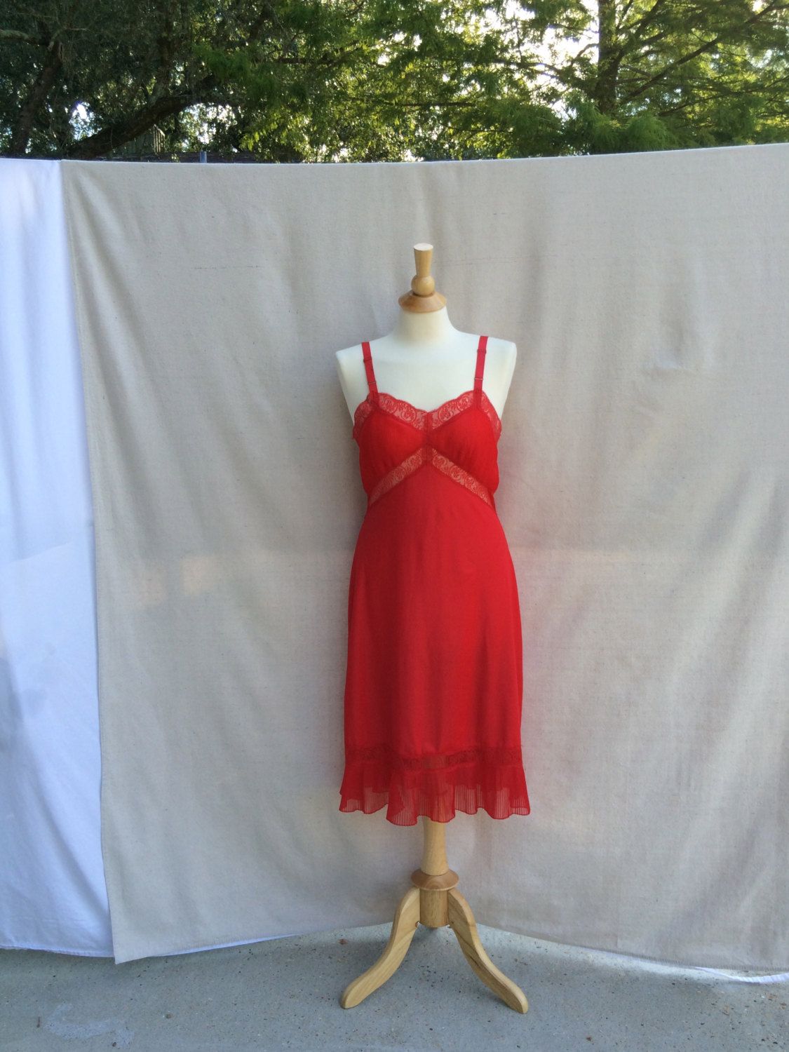 Red Lace Full Slip Charmode Fashions Size 34 Vintage 1950s Lingerie