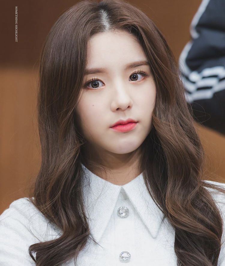 jeon heejin 200209 di 2020 jeon heejin 200209 di 2020