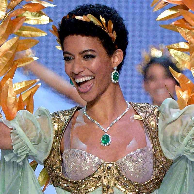 jourdana phillips esmeralda diamond emerald suite mouawad jourdana phillips esmeralda diamond emerald suite mouawad