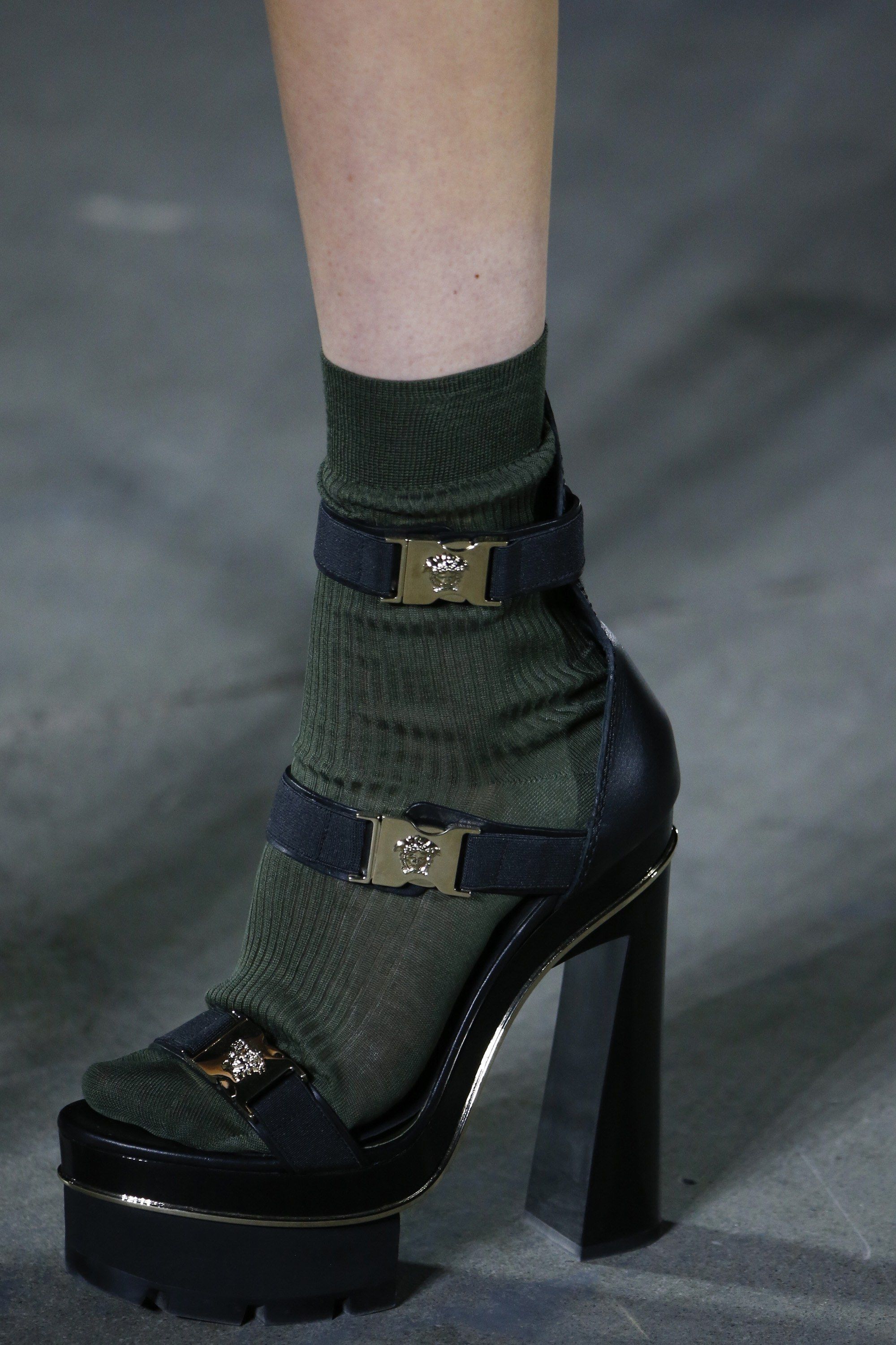 Versace Spring 2016 Ready-to-Wear Fashion Show Versace Spring 2016 Ready-to-Wear Fashion Show