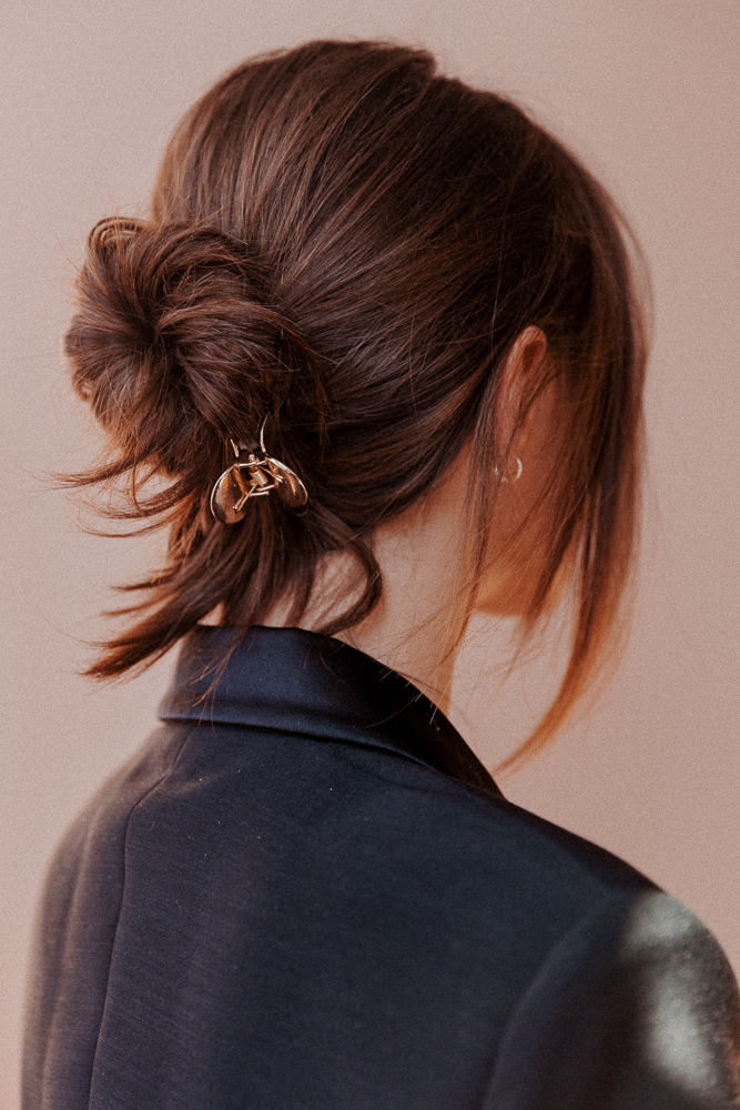 Steal Emily Ratajkowski's Easy Updos Steal Emily Ratajkowski's Easy Updos