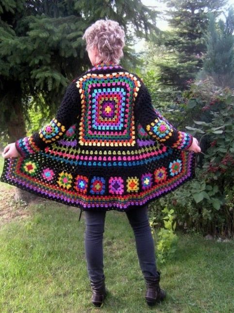 Crochet Granny Square Jacket Tutorial Pattern #grannysquareponcho