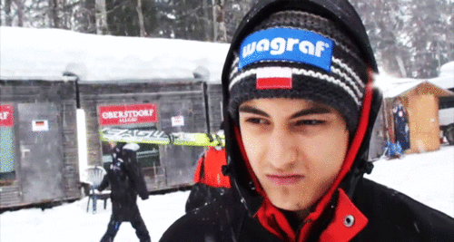 Preferencje na temat moich ulubionych skoczków narciarskich. Zresztą … #losowo # Losowo # amreading # books # wattpad Stephan Leyhe, Skier, Andreas Wellinger, Ski Jumping, Richard, Captain Hat, Wattpad, Amreading, Fanfiction