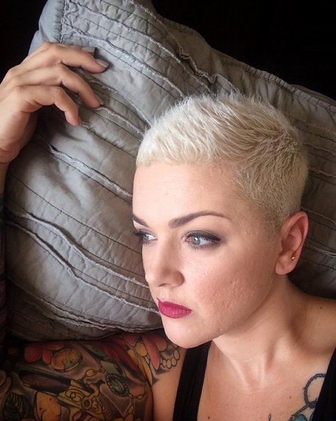 Blond Rasiert Blond Rasiert