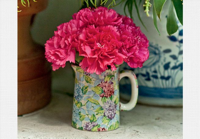 Casa com flores | Decoração, Vasos e Decoração romantica
