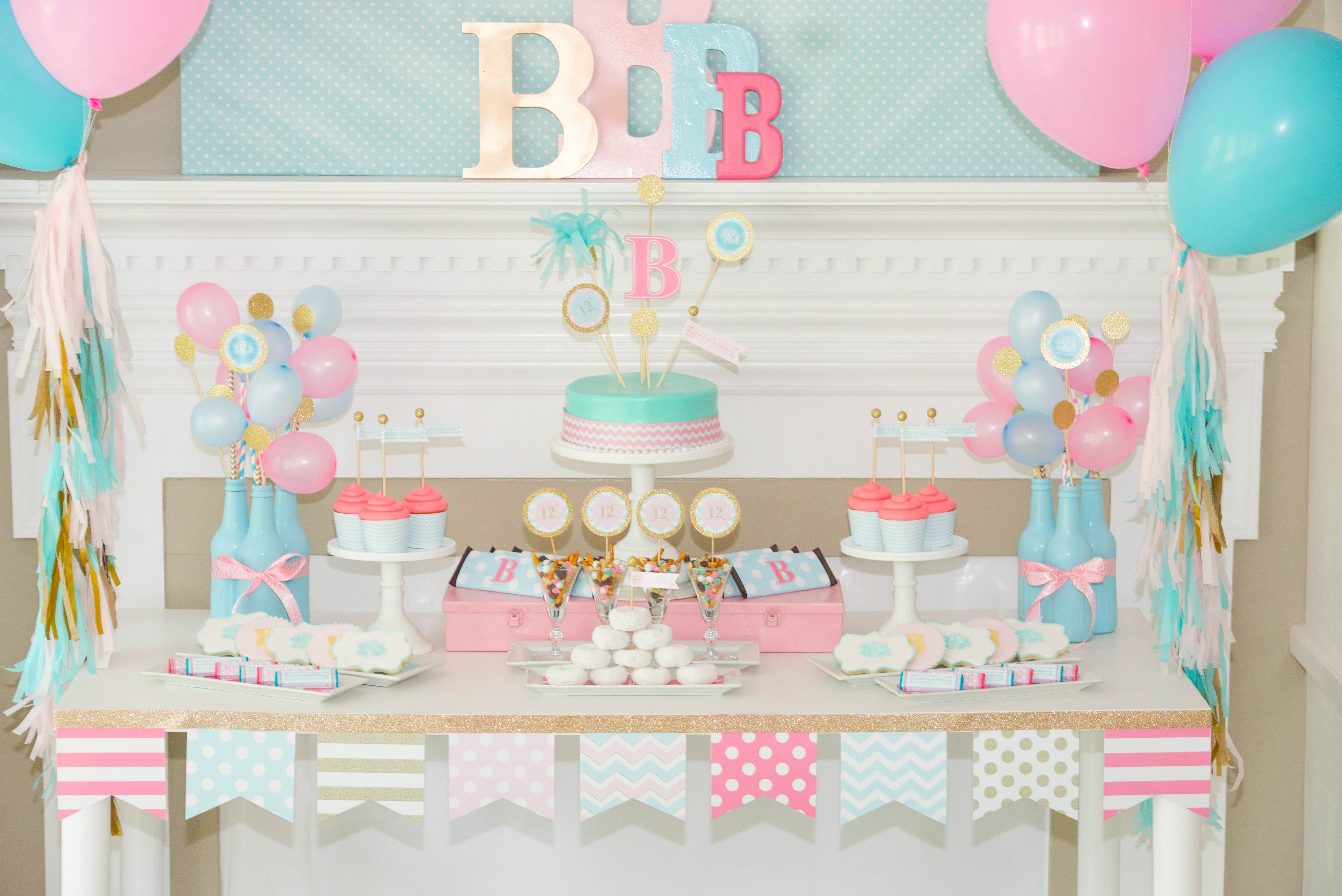 Blues Pinks Abound For Andersruff S Partyonadime Dulces Para Fiestas Decoración De Fiestas Infantiles Decoracion Cumpleaños Niña