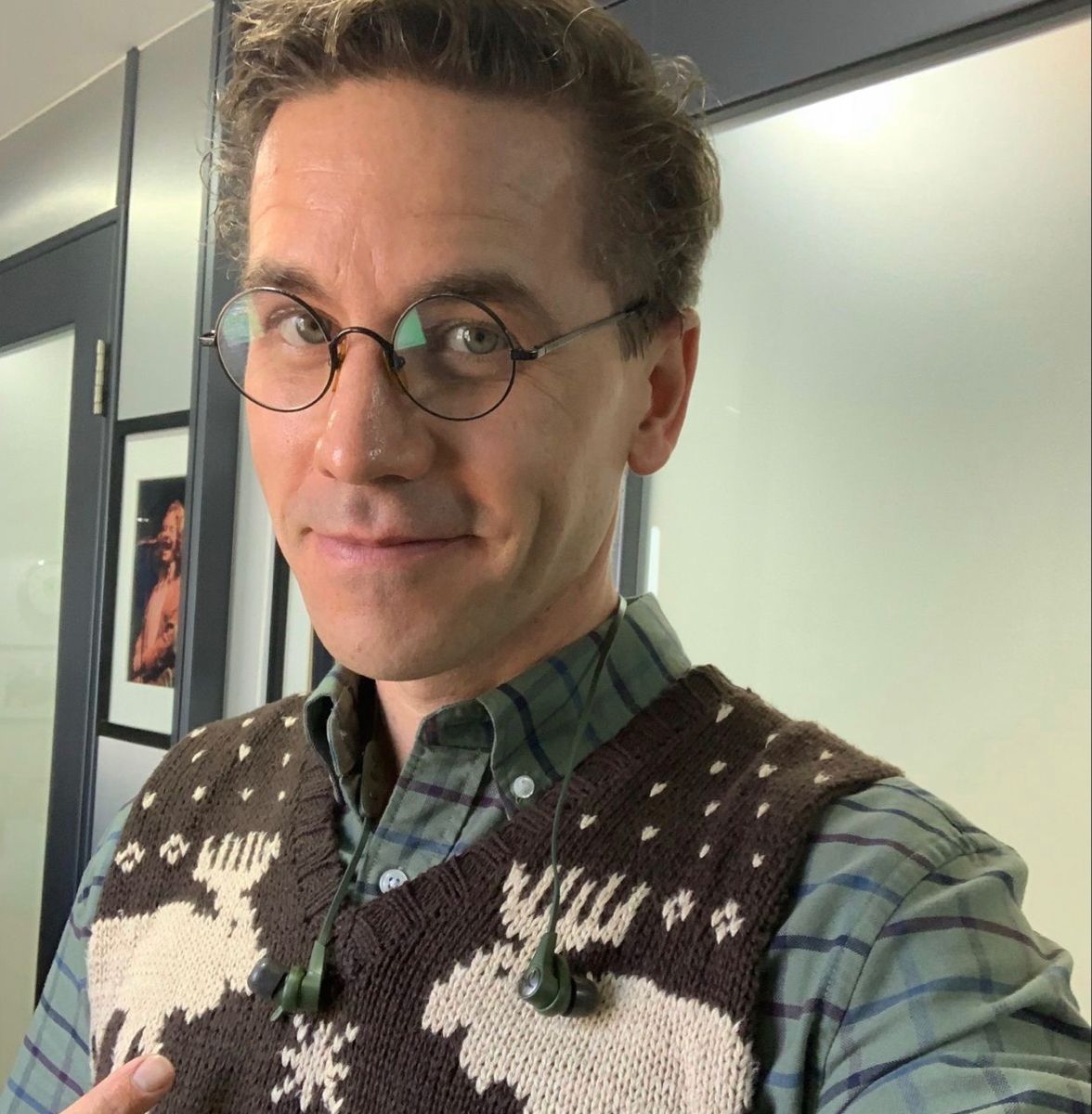 Best 12 Brian Dietzen – Artofit