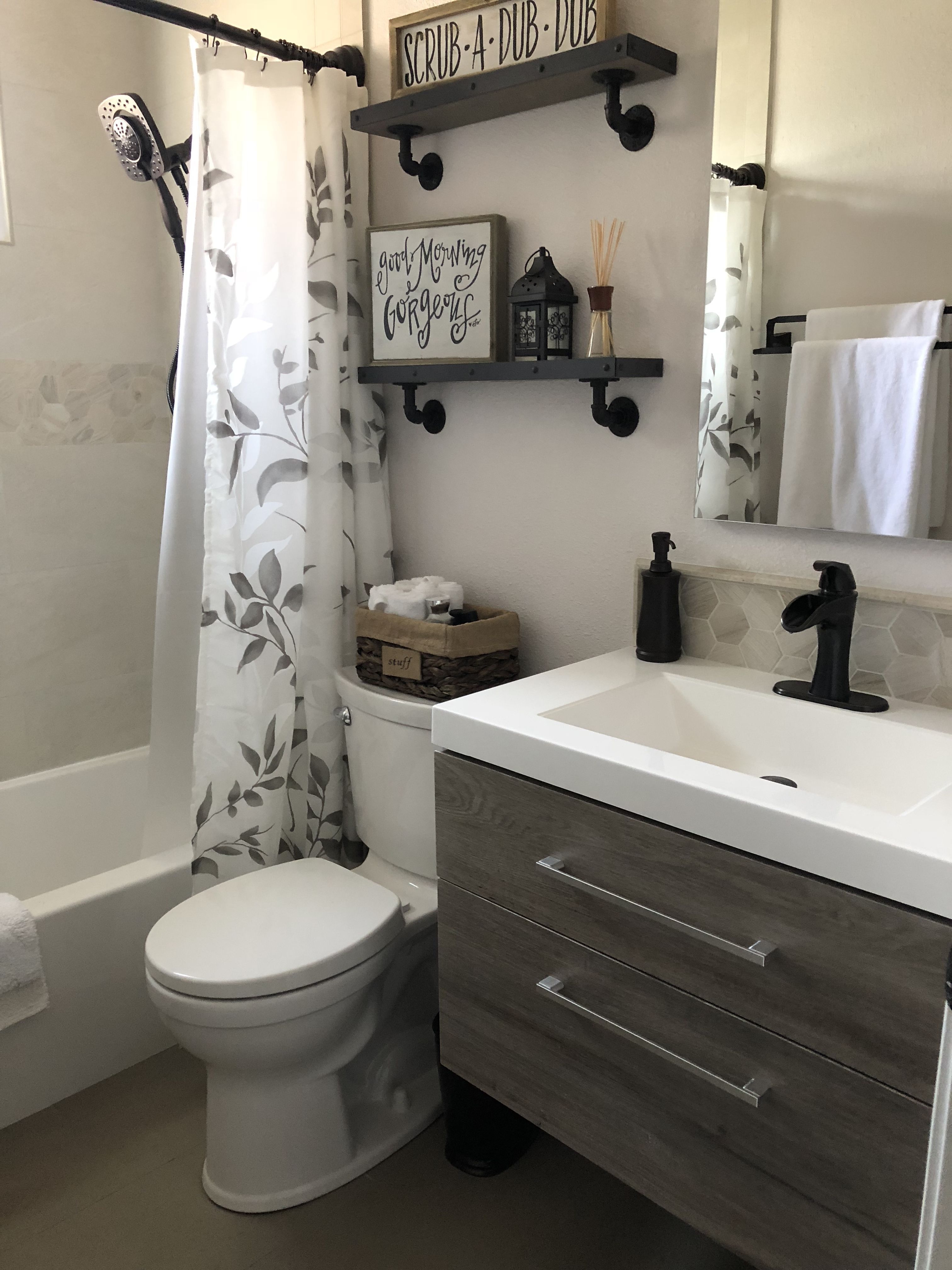 18+ Best Small Bathroom Design Ideas That Will Make It Stand Out 18+ Best Small Bathroom Design Ideas That Will Make It Stand Out