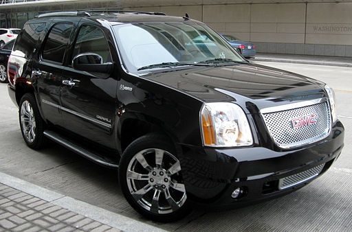 Pin By Carla Martinez On Cars Pinterest 2017 Gmc Yukon Hybrid 2017 Gmc Yukon Top Denali Hybrid Vehicle Check Chevrolet Tahoe Car Accessories Rear Wheel Drive Cadillac Escalade