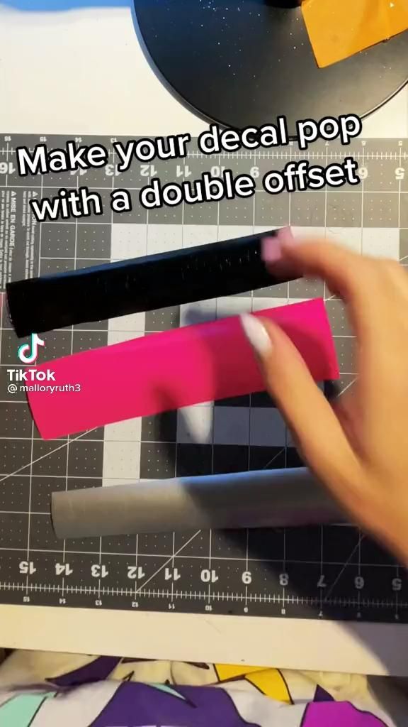 Decal with double offset