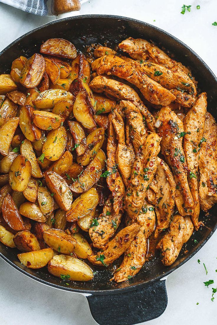 Garlic Butter Chicken and Potatoes Skillet