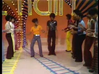 Love Waking Up On Saturday Morning Turning On The Tv To Watch Soul Train Still Doing The Soul Train Line Soul Train Soul Train Party Tv Show Family