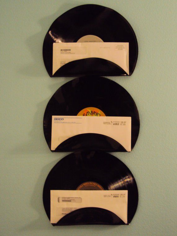 Increíbles Manualidades Hechas Con Discos De Vinilo Que Te Sorprenderán Artesanías Con Discos Artesanías De Discos De Vinilo Discos De Vinilo