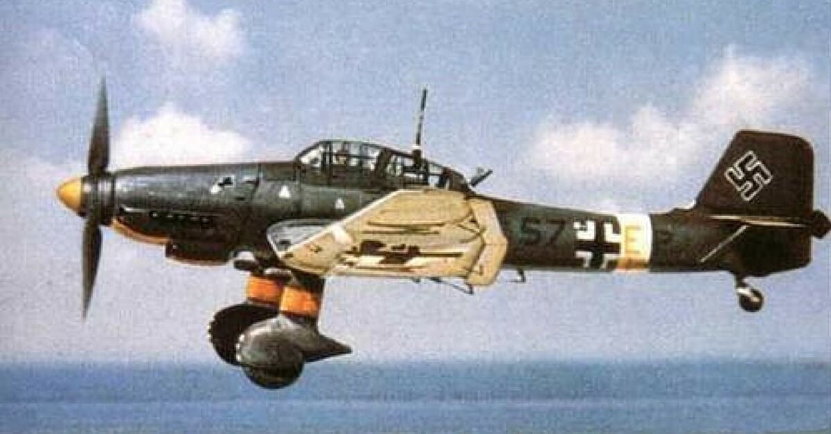 Luftwaffe WW2 aircraft T-shirt Messerschmitt Bf 109 Stuka Heinkel He 111