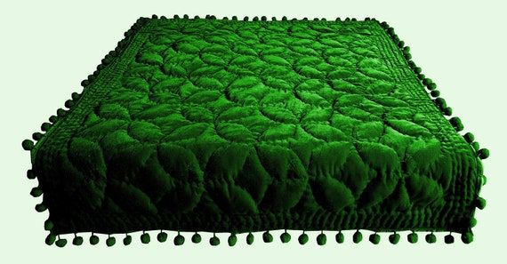 Velvet Comforter, Velvet Bedding Sets, Green Comforter, Velvet Bedspread, Quilt Comforter, Velvet Quilt, Twin Quilt, Lap Quilt, Emerald Green Weddings
