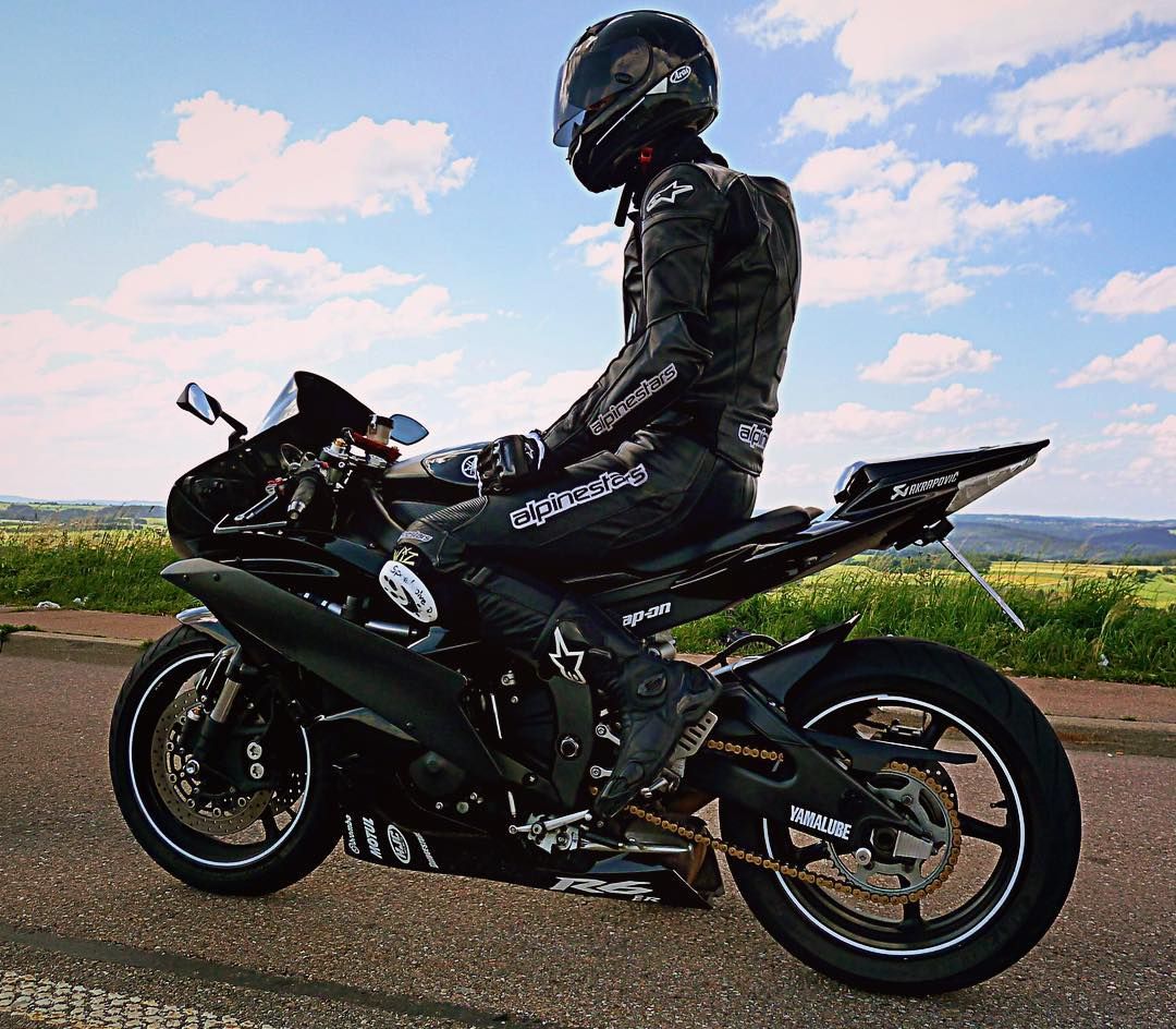 R6 Black Ridezone R1 R6 Yamaha Yamahar1 Yamahar6