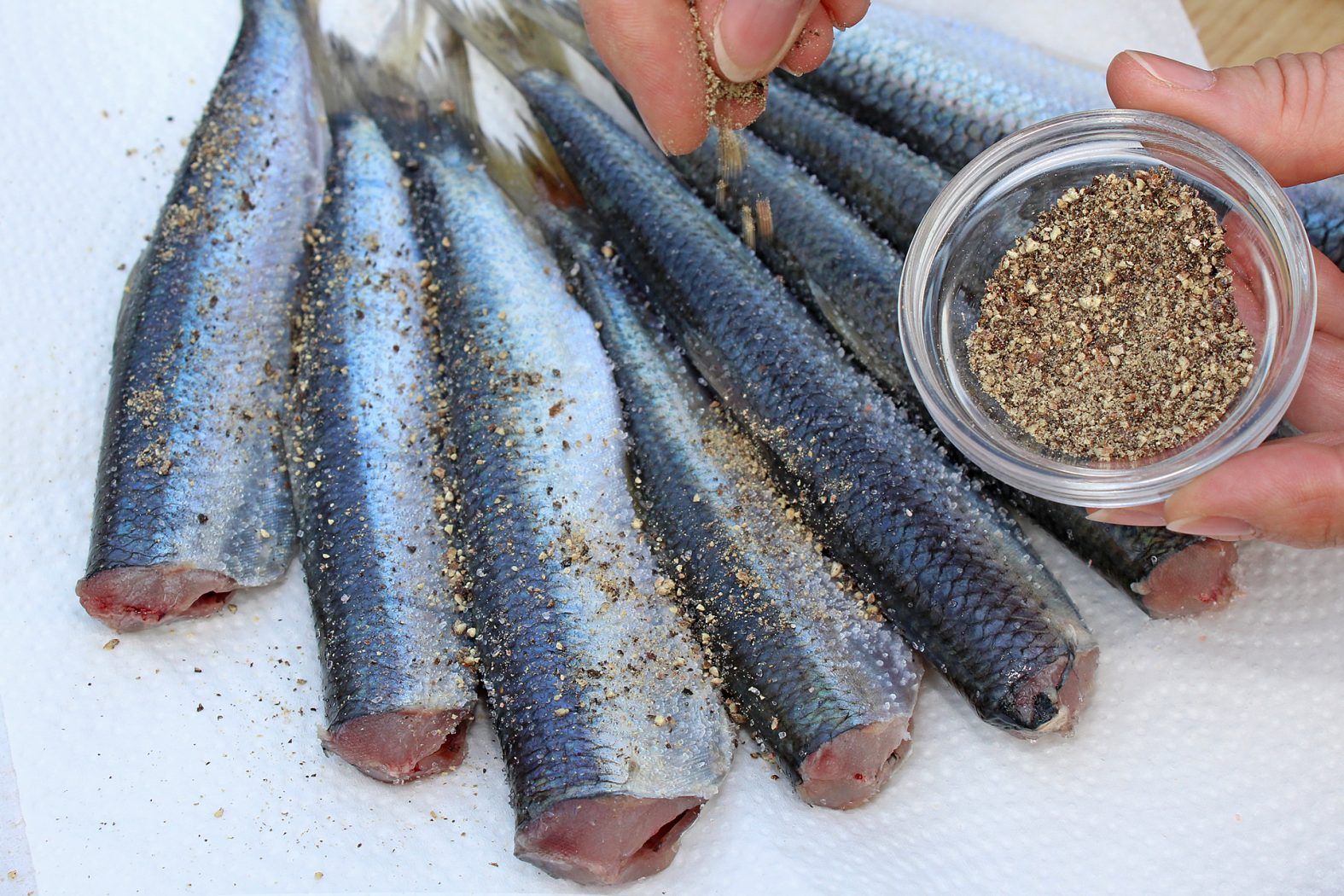 Aufgetauter Fisch Wie Lange Haltbar Schmeckt wie bei Oma! | Fisch zubereiten, Brathering, Fisch braten