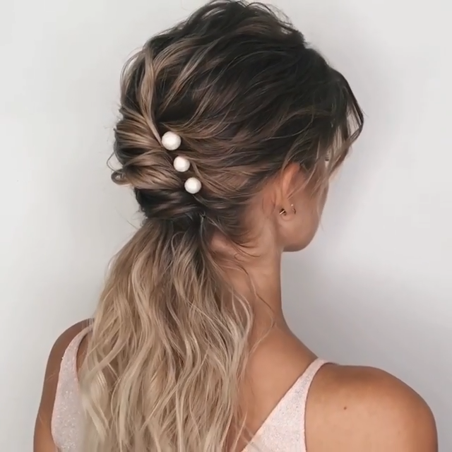 Elegante einfache Pferdeschwanz diy Frisuren für lange Haare @sasha__esenina via instagram