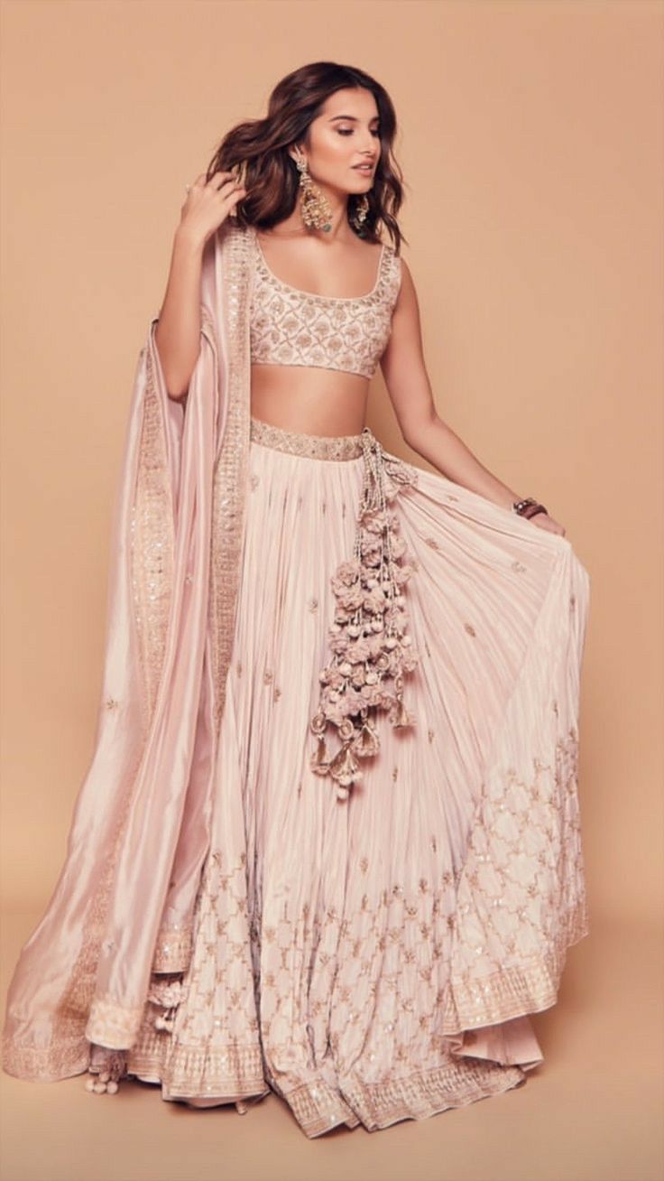 Bridesmaids Outfit Idea Bridesmaids Outfit Idea