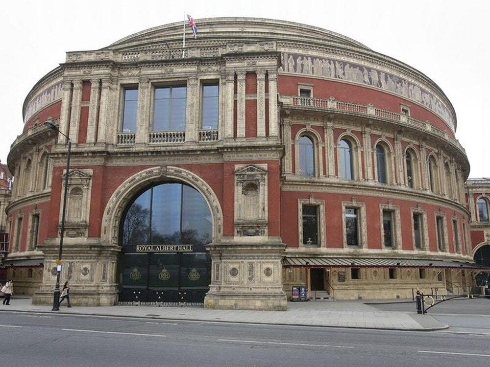 Fachada del Royal Albert Hall, frente al Royal College of Music
