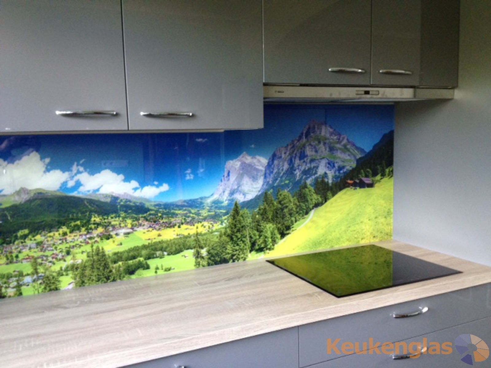 Achterwand keuken afbeelding bergen Oostenrijk - Keukenglas Kichen, Splashback, Bergen, Aquarium, Flat Screen, Mountains, Glass, Kitchen Ideas, Quick
