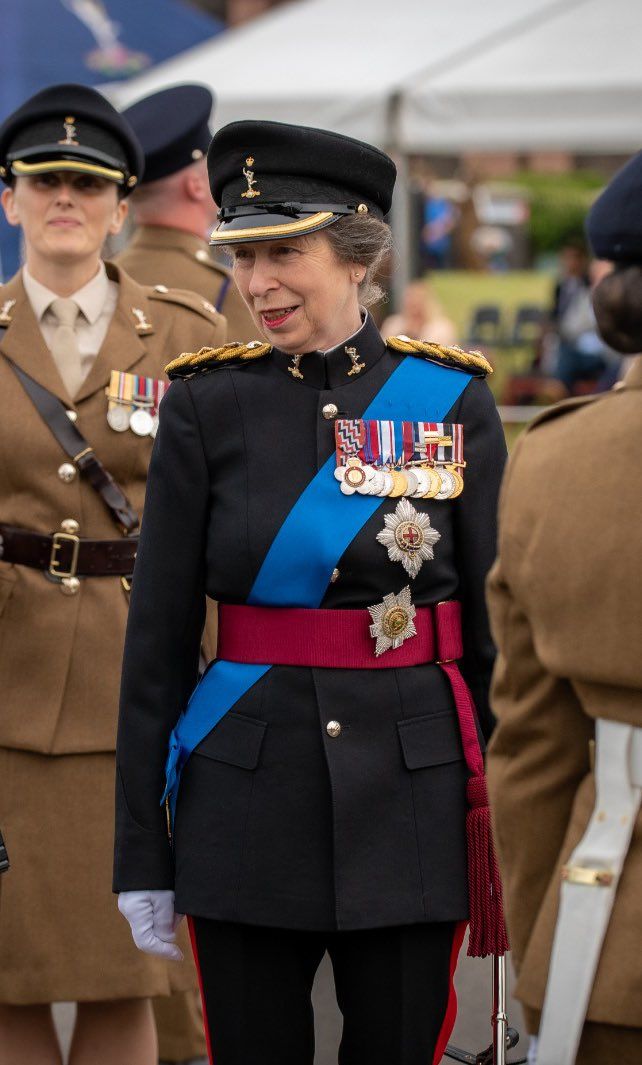 CoutureAndRoyals On Twitter Princess Anne Military Uniform Female CoutureAndRoyals On Twitter Princess Anne Military Uniform Female