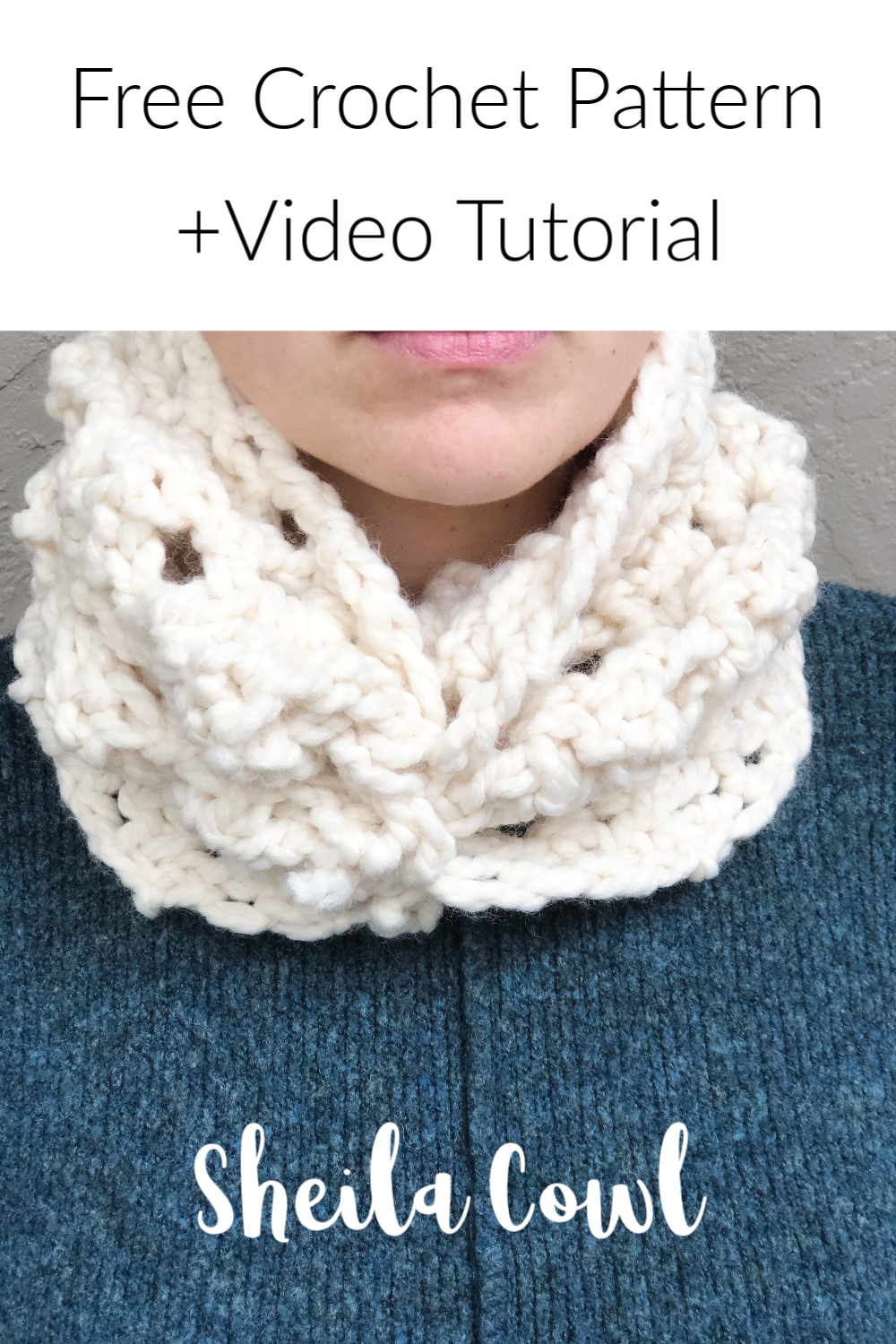 The Sheila Cowl adds just enough sparkle and all the warmth for those wintry days. Stay toasty and stylish with this easy crochet cowl design. You can crochet this cozy neck warmer with just one ball of yarn. I used Lion Brand's Wool Ease Thick and Quick to create the crochet cowl. This free crochet pattern includes a photo tutorial for the two finishing options, plus a full video tutorial. Great beginner crochet pattern to keep you warm. Simple Scarf Crochet Pattern, One Skein Crochet, Chunky Crochet, Crochet Scarves, Easy Crochet, Free Crochet Pattern, Beginner Crochet, Crochet Ideas, Crochet Wraps