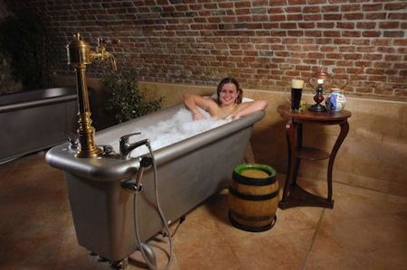Man Takes Bath Using More Than 300 Cans Of Pepsi Beer Bath Beer Tub Wine Bath