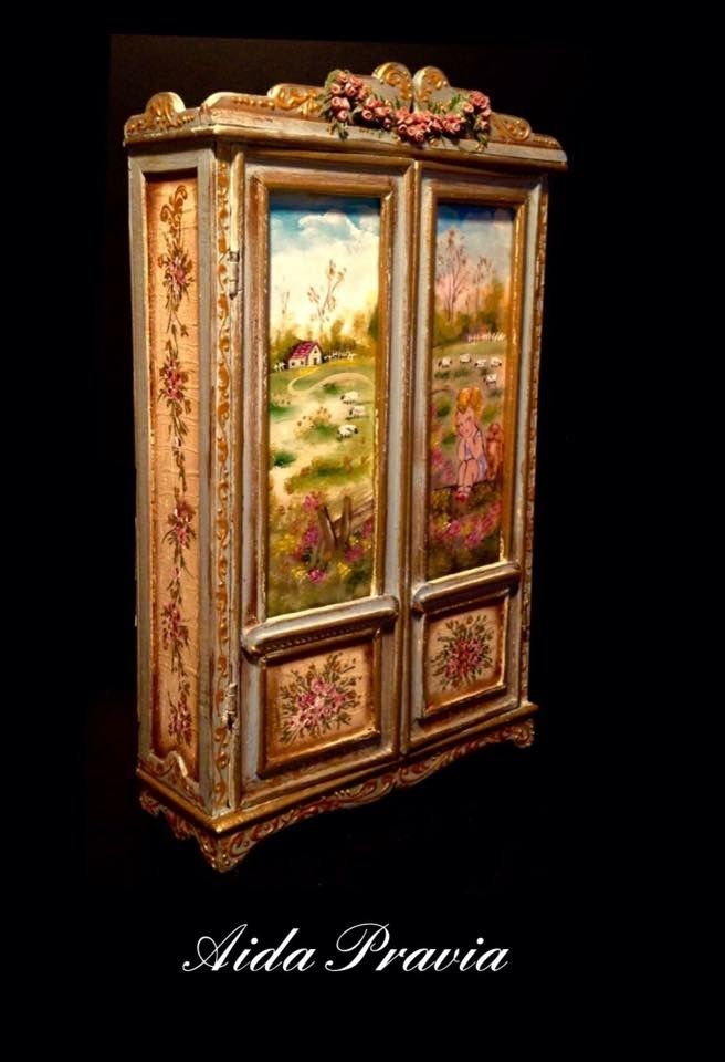 Aida Pravia Painted Miniature Furniture And Decorative Items Aida Pravia Painted Miniature Furniture And Decorative Items Hand
