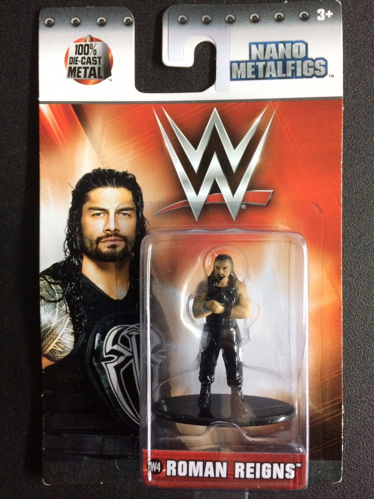 WWE Nano Metalfigs Roman Reigns figure