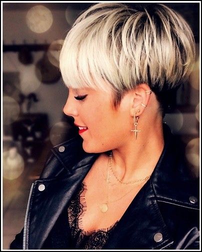 20 Great Kurze Frisuren, die Schönheit von Frauen Style verleihen #haare #haars...