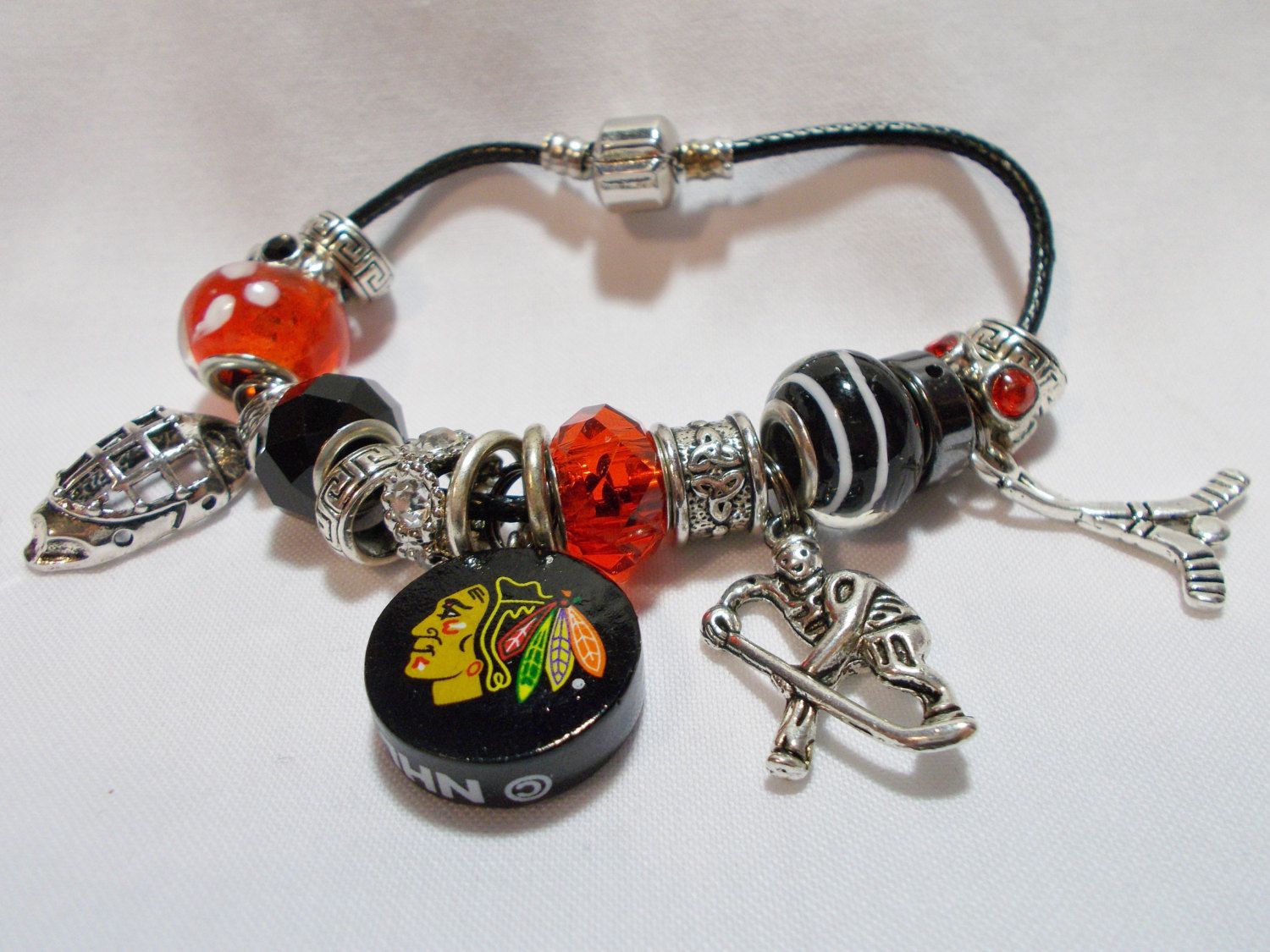 Chicago Blackhawks Hockey Charm Bracelet By Lydiasdesignz On Chicago Blackhawks Hockey Charm Bracelet By Lydiasdesignz On