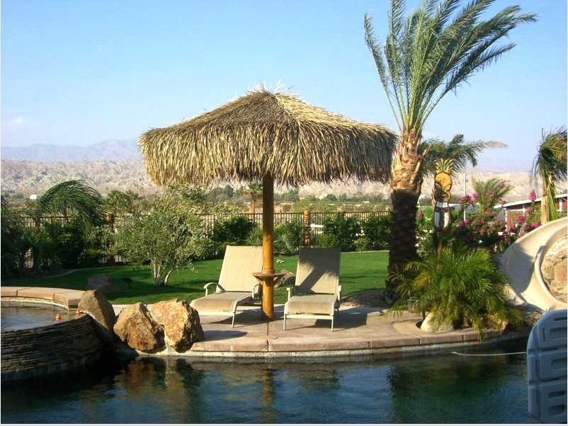 Single pole pergola