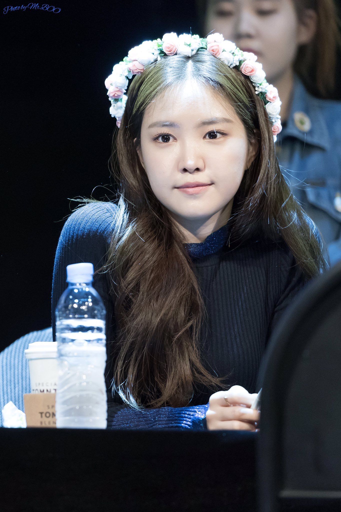 Apink Naeun, Son Na Eun, Love And Respect, Korean Celebrities, Crown