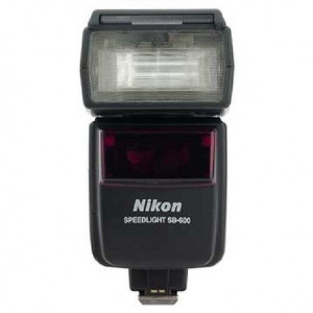 Nikon Sb 600 Speedlight Flash Gn118 Bounce Zoom Nikon Digital Slr Digital Slr Camera Digital Camera Accessories