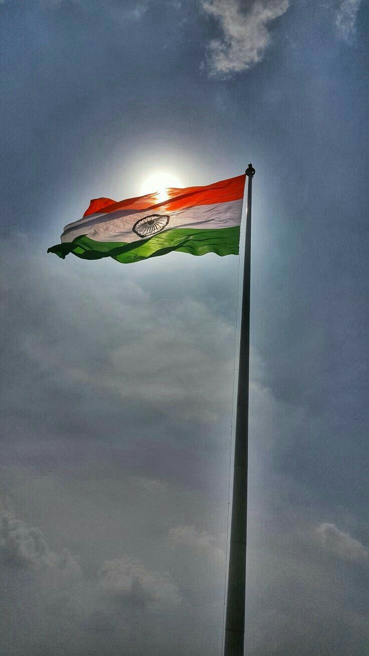 Beautiful India Flag Bird Happy Republic Day Hd Mobile Wallpaper Beautiful Free Mobile Wallpaper India Download Mobile Wallpaper Flag Mobile Wallpaper Bi Indian Army Wallpapers, Indian Flag Wallpaper, Incredible India, Amazing, Tiranga Flag, National Flag India, Indian Flag Photos, Indian Art, Indian Army Special Forces