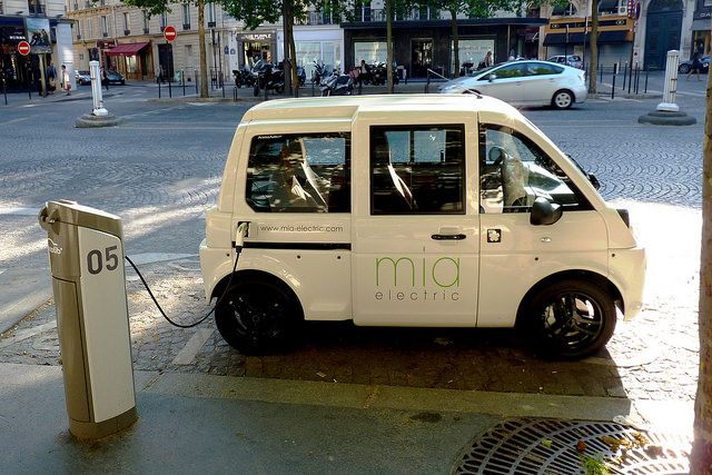 Oodles Of Electric Toys Available Now Cars Electrictoys Oodles Of Electric Toys Available Now Cars Electrictoys Electriccars Electricbikes