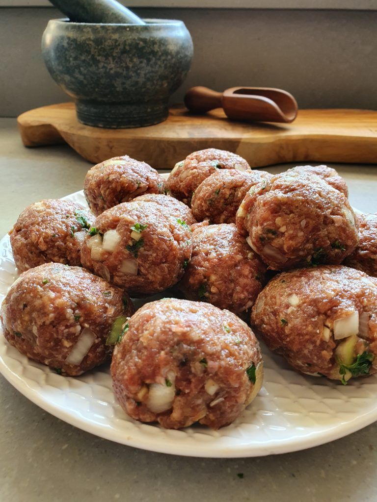 Dutch Recipes, Amish Recipes, Cooking Recipes, Tapas, Frozen Breakfast, How To Cook Meatballs, Minced Meat, Caribbean Recipes, Indonesian Food