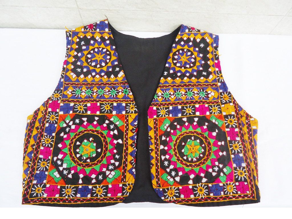 Kutch Embroidery Jacket Handmade Waistcoat Indian Short Coti Black Banjara Jacket With Mirror Embroidery Blouse Indian Embroidery Jackets Indian Embroidery