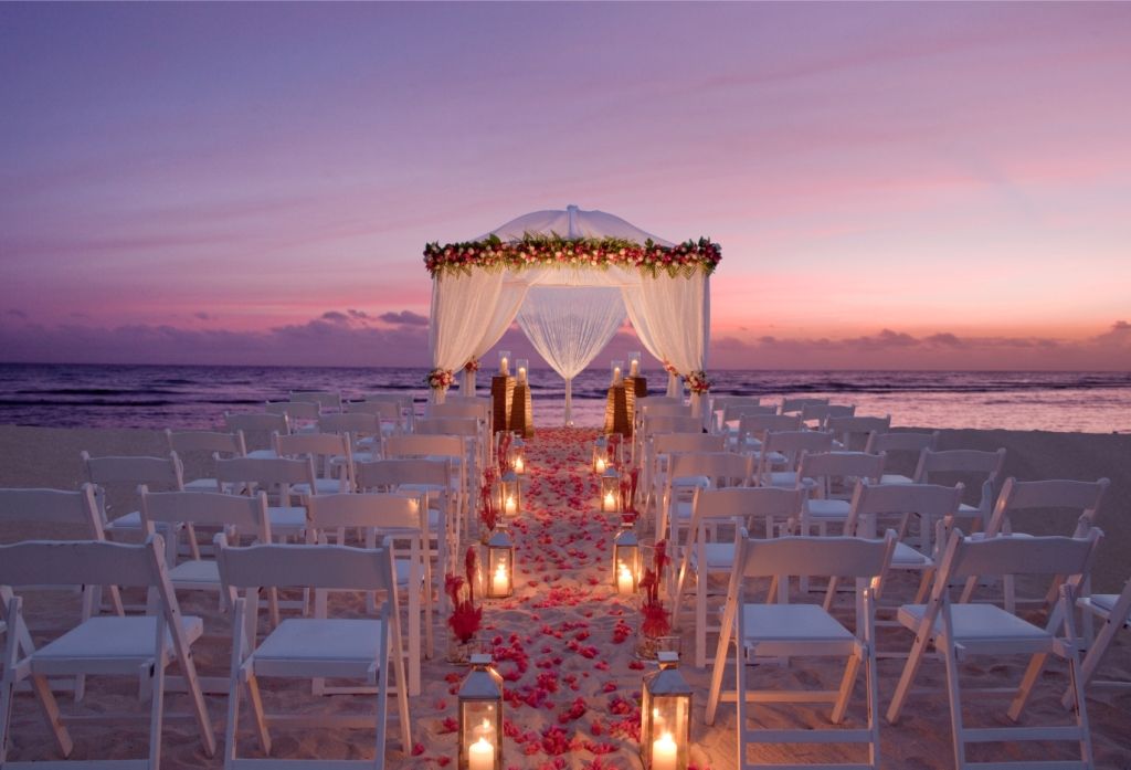 Candlelit Beach Ceremony Wonderful Wedding Ideas In 2019 Night