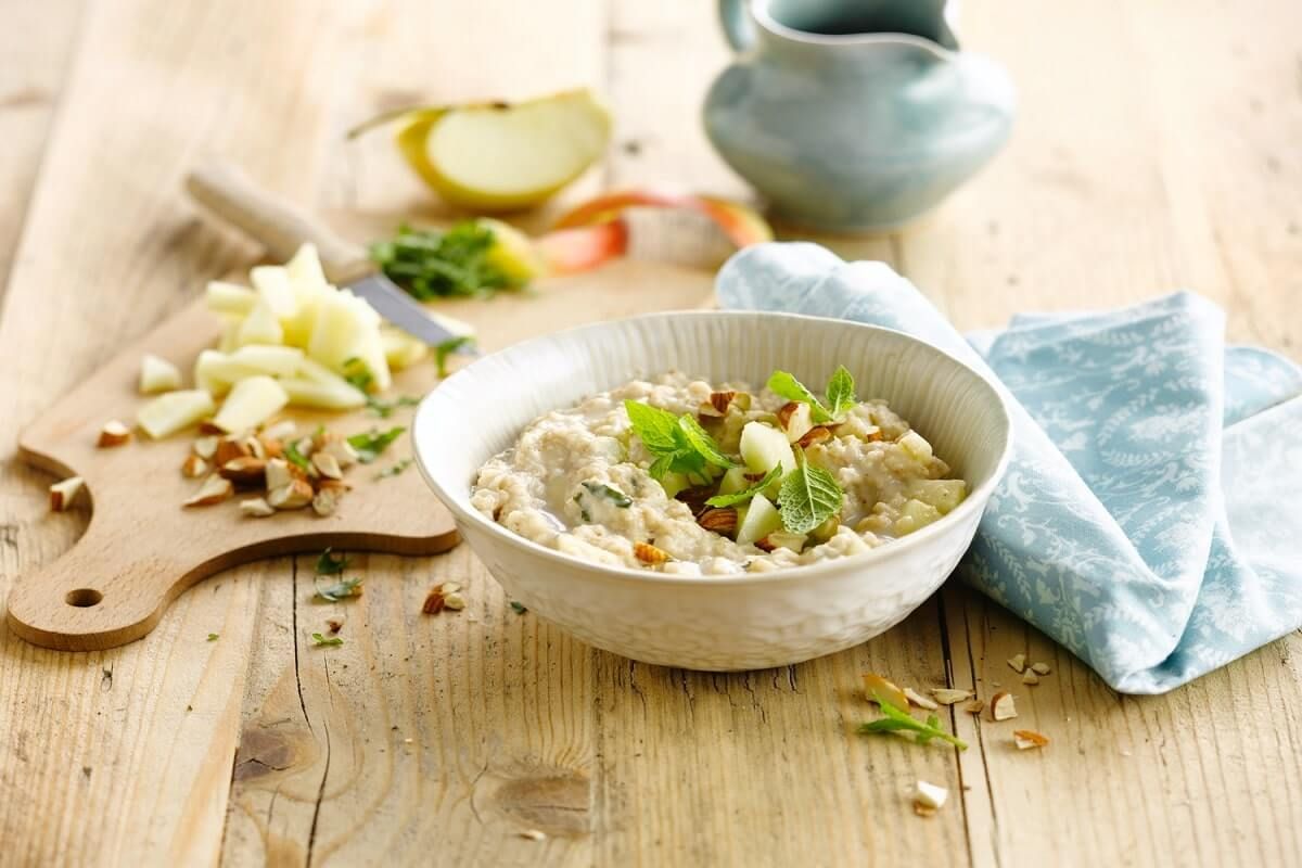 Manger Des Flocons D'Avoine Au Petit-déjeuner : Healthy Ou Manger Des Flocons D'Avoine Au Petit-déjeuner : Healthy Ou